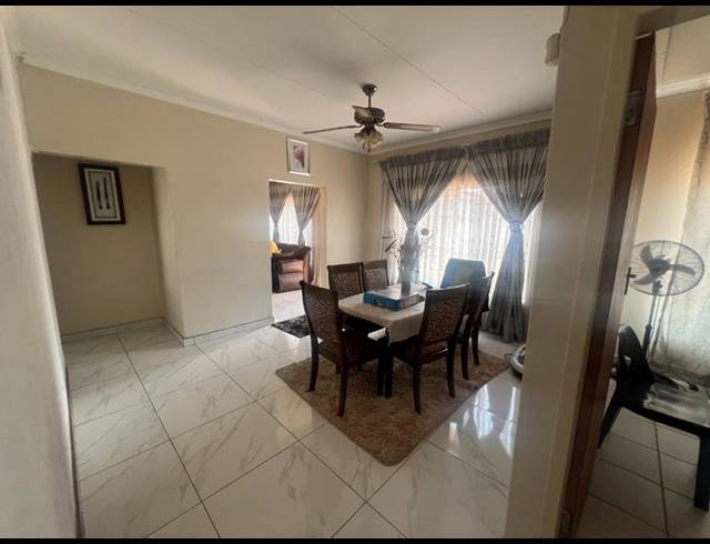 3 BEDROOM HOUSE FOR SALE IN THERESA PARK